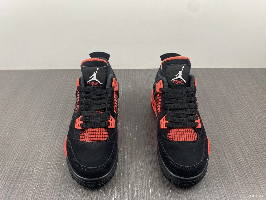 4 Thunder Jordan Air CT8527-016 Red 0404
